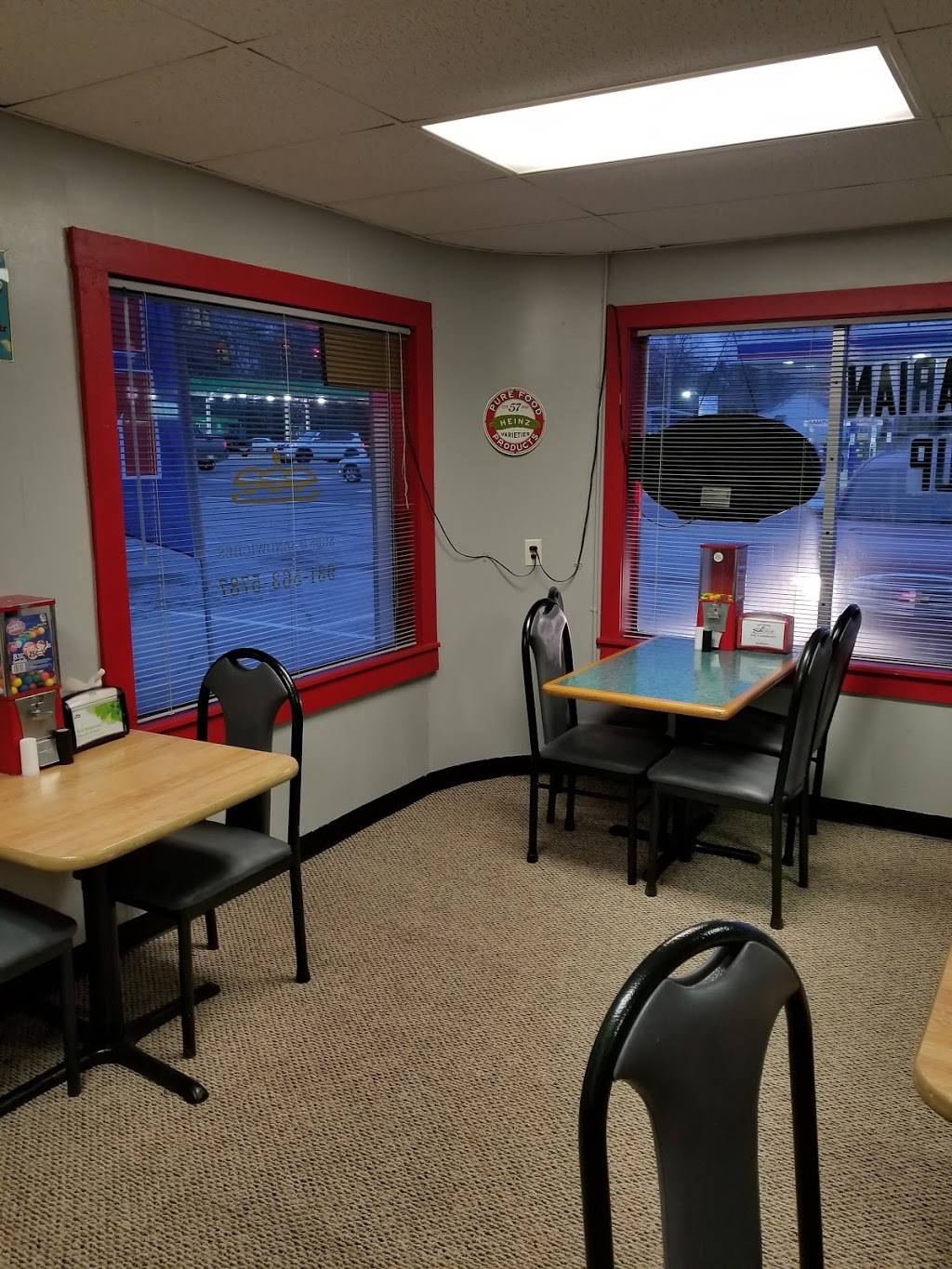 Get Moore Subs & Sandwiches | restaurant | 108 W Hogan St,  Tullahoma, TN 37388, USA | 9315635787 OR +1 931-563-5787