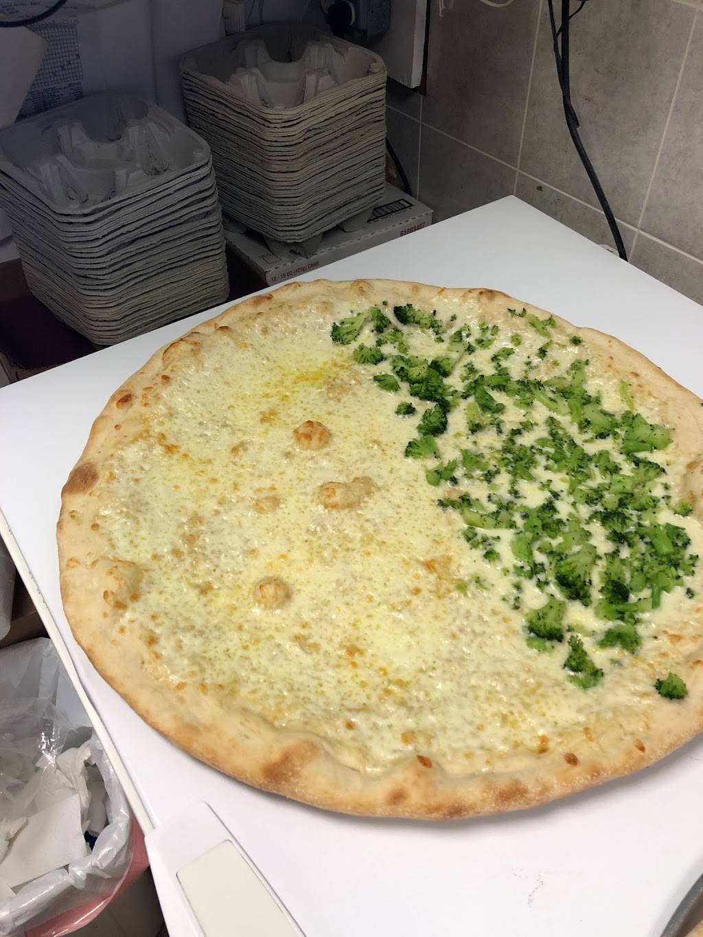 Palermos Pizzeria & Restaurant | restaurant | 1209 S Black Horse Pike, Williamstown, NJ 08094, USA | 8566296447 OR +1 856-629-6447