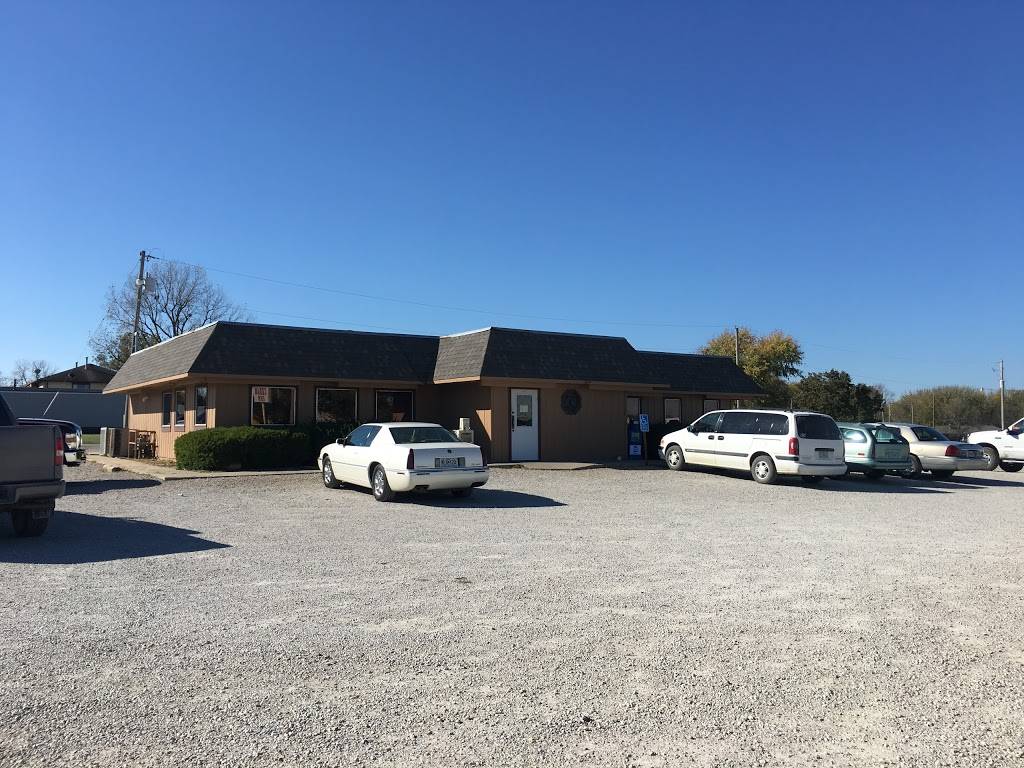 Old Cedar Inn | restaurant | 107 W, MO-7, Garden City, MO 64747, USA | 8168628345 OR +1 816-862-8345