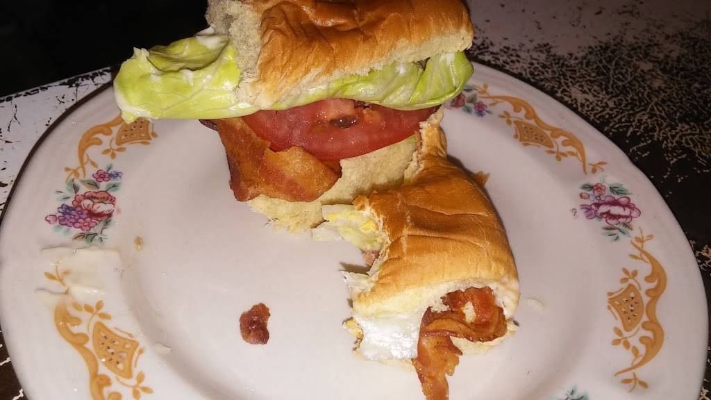 Franks Sports Bar and Restaurant | restaurant | 4201 62nd Ave N, Pinellas Park, FL 33781, USA | 7275262970 OR +1 727-526-2970