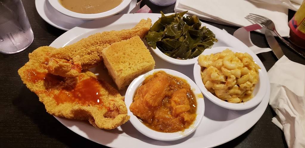 Chicagos Home of Chicken & Waffles | restaurant | 543 Madison St, Oak Park, IL 60302, USA | 7085243300 OR +1 708-524-3300