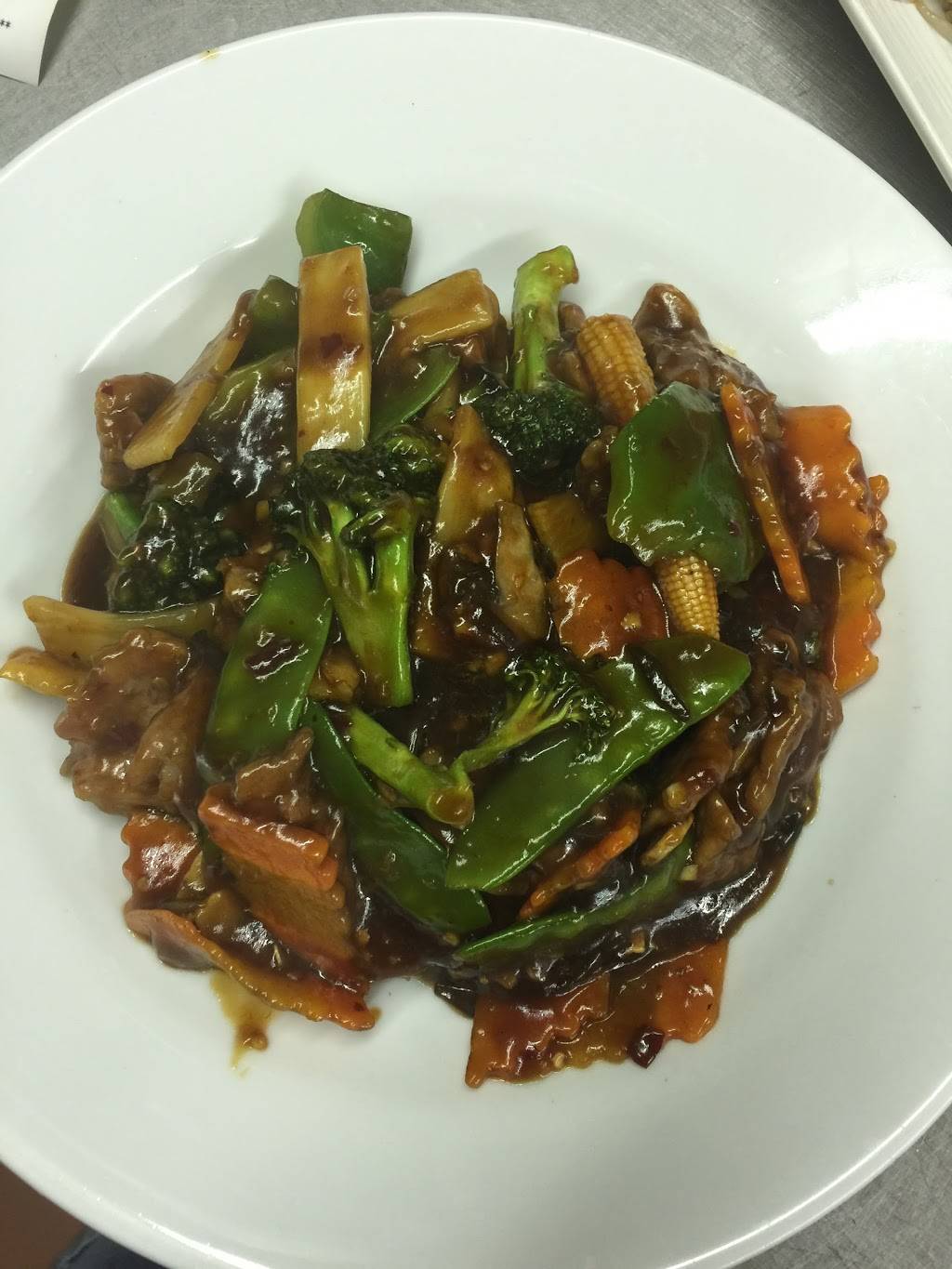 Golden Dragon Chinese Restaurant | restaurant | 2 South Rollins Rd, Fox Lake, IL 60020, USA | 8475876733 OR +1 847-587-6733