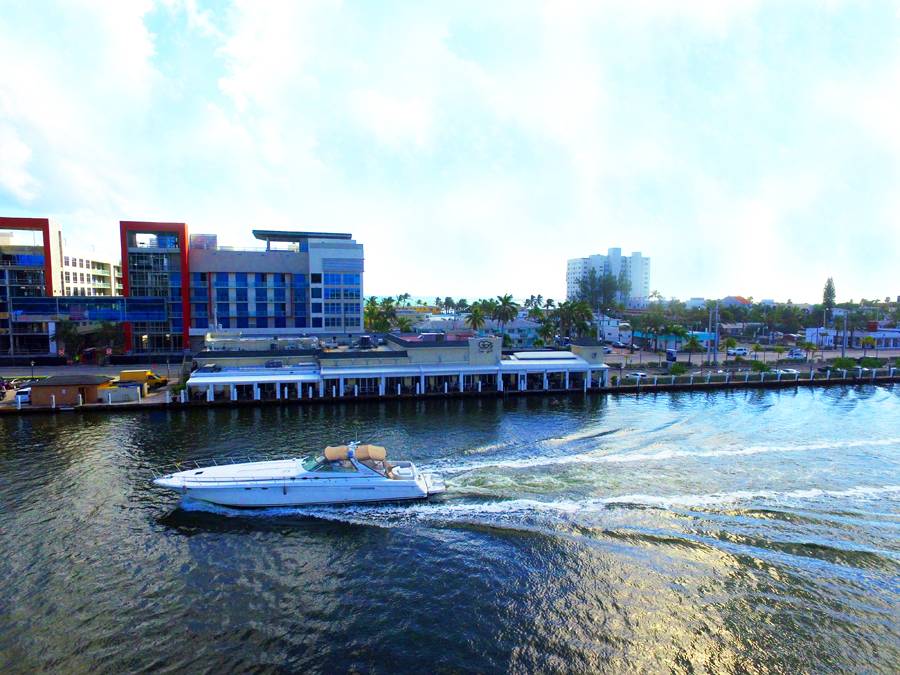 GGs Waterfront | restaurant | 606 N Ocean Dr, Hollywood, FL 33019, USA | 9549297030 OR +1 954-929-7030