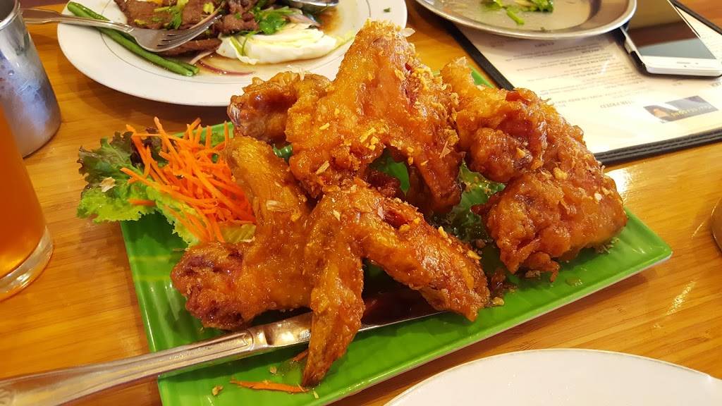 Thai Seasons | restaurant | 5824 NE Sandy Blvd, Portland, OR 97213, USA | 5034328258 OR +1 503-432-8258