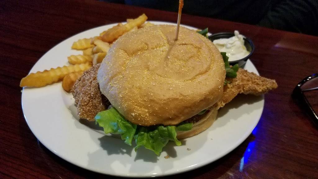 Lewis and Clarkes Restaurant | restaurant | 35 N Maple St, Hohenwald, TN 38462, USA | 9312953700 OR +1 931-295-3700