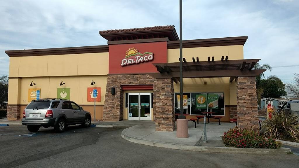 Del Taco | meal takeaway | 16805 Slover Ave, Fontana, CA 92337, USA | 9093571804 OR +1 909-357-1804