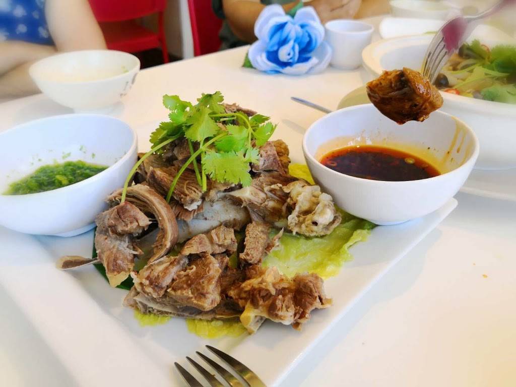 Mr. Gao | restaurant | 1561 Main St W, Hamilton, ON L8S 1E6, Canada | 2893091363 OR +1 289-309-1363