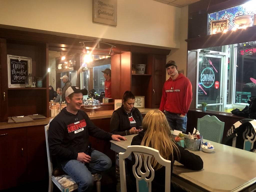 Cravings | restaurant | 884 W Broadway Ave, Medford, WI 54451, USA | 7157485785 OR +1 715-748-5785