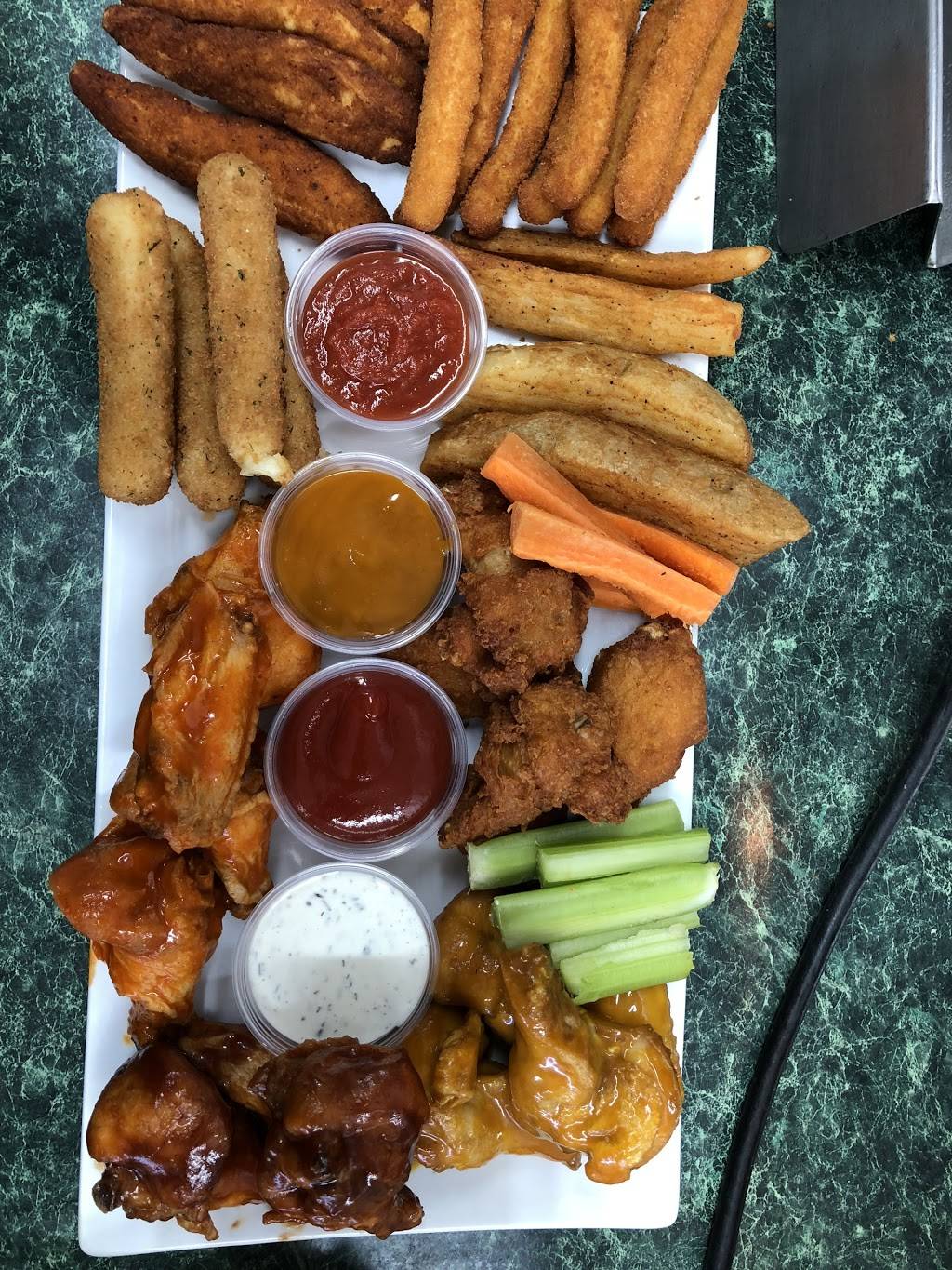 US Fried Chicken | restaurant | 312 Jefferson Ave, Elizabeth, NJ 07201, USA | 9088209110 OR +1 908-820-9110