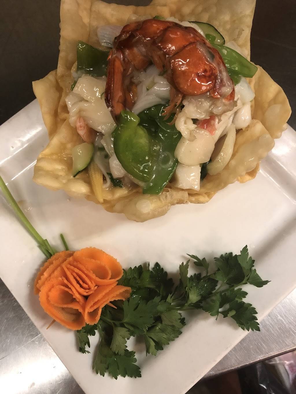 The Dumpling House | restaurant | 715 Main St, Berlin, NH 03570, USA | 6037522888 OR +1 603-752-2888