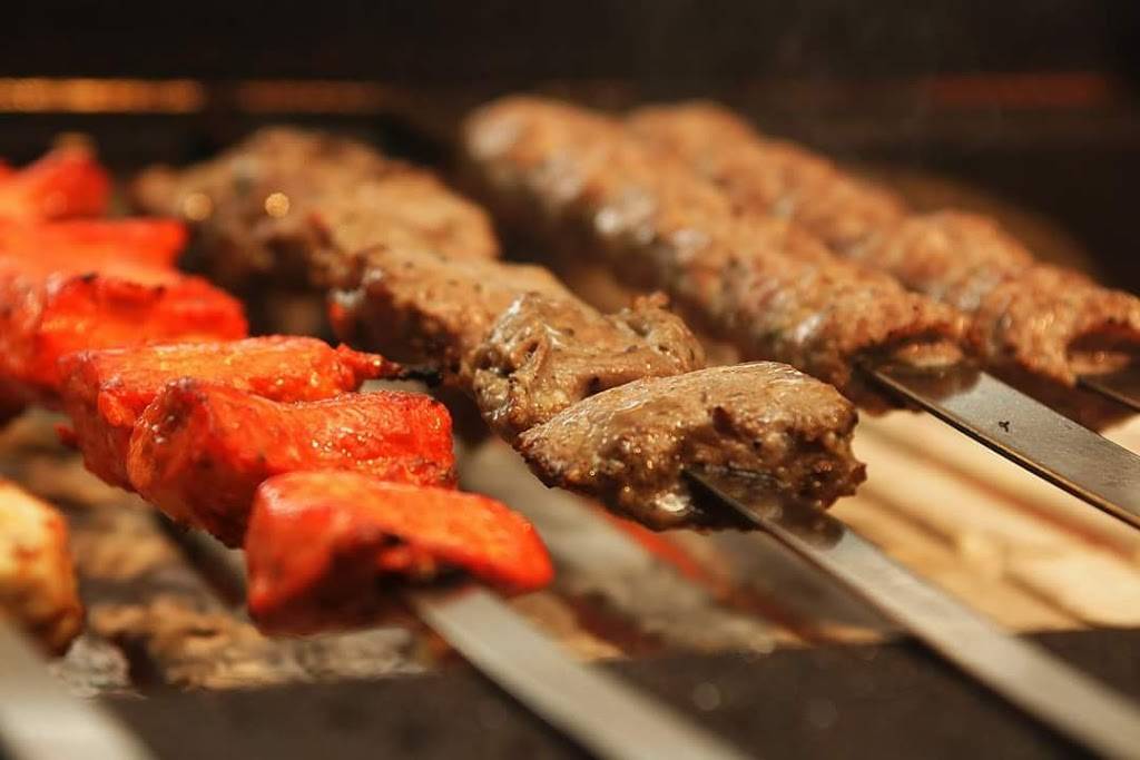 Naan & Kabob | restaurant | 1801 Lawrence Ave E, Scarborough, ON M1R 2X9, Canada | 4162858191 OR +1 416-285-8191