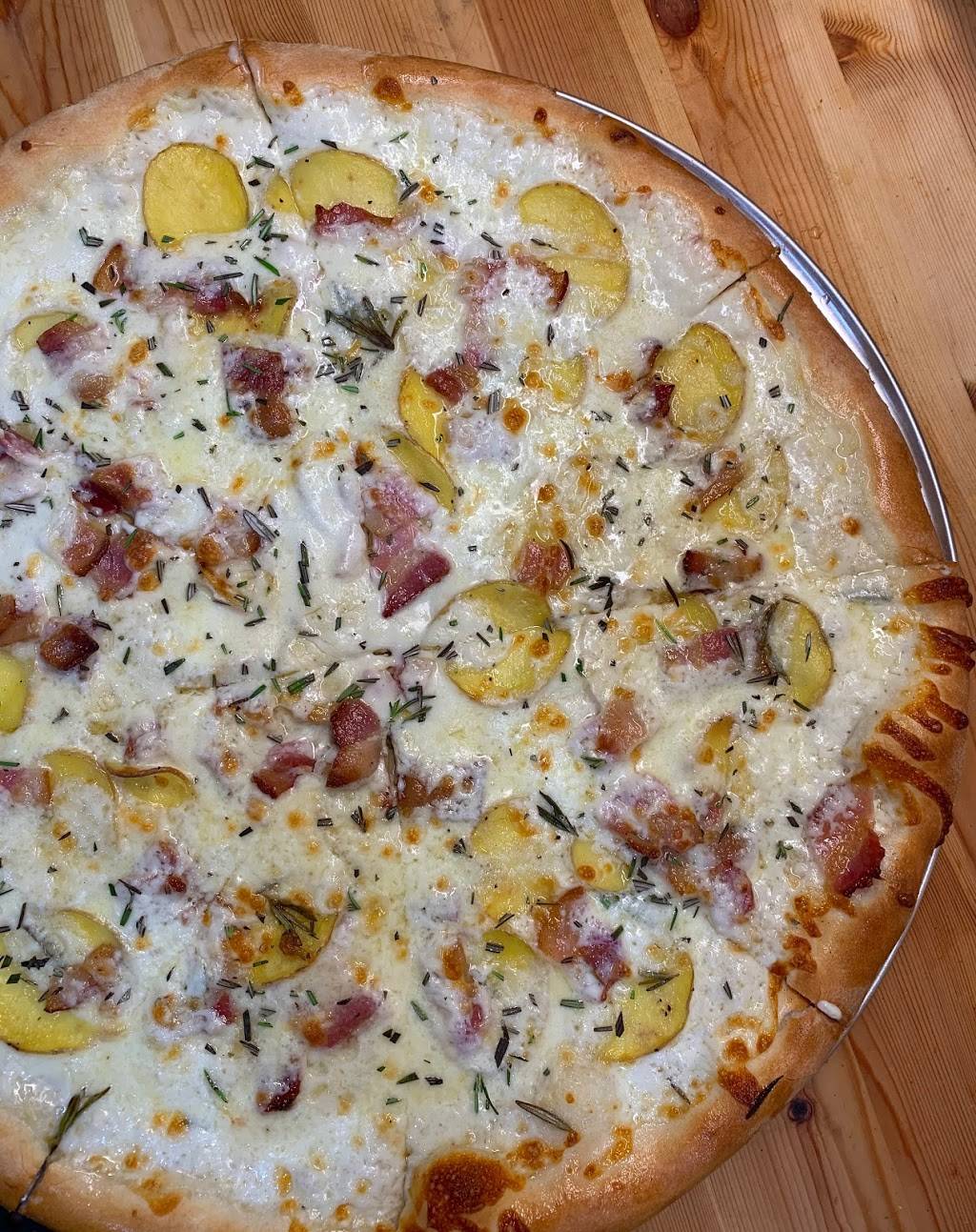 Pizza Due | restaurant | 489 Church St, San Francisco, CA 94114, USA | 4156587525 OR +1 415-658-7525