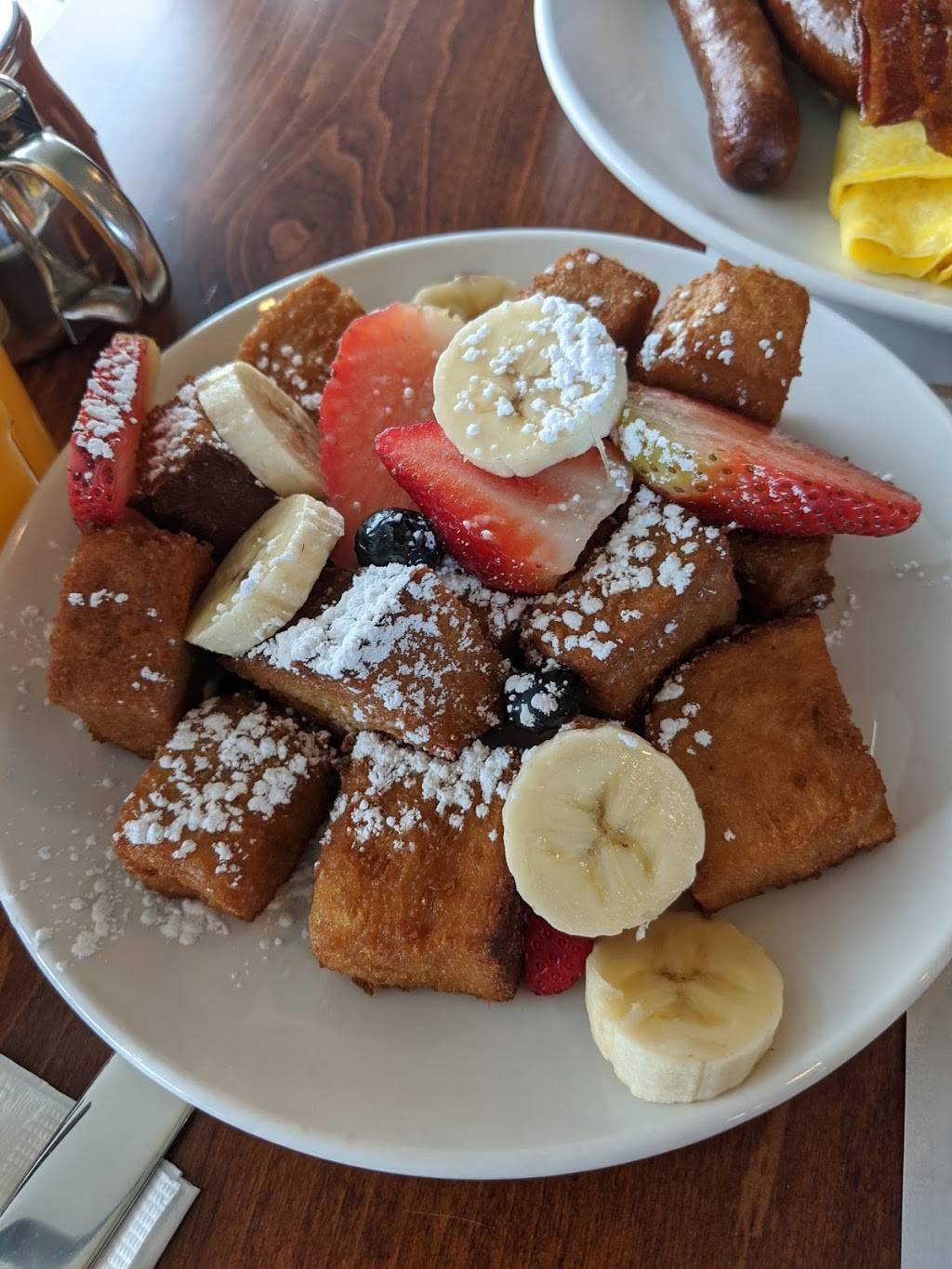 Brownstones Coffee | restaurant | 1759 Middle Country Rd, Centereach, NY 11720, USA | 6316763975 OR +1 631-676-3975