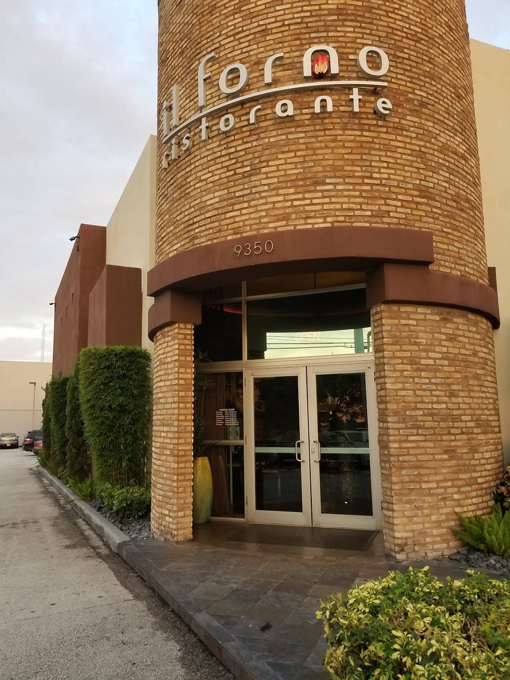 Il Forno Ristorante | restaurant | 9350 NW 25th St, Doral, FL 33172, USA | 3055994178 OR +1 305-599-4178