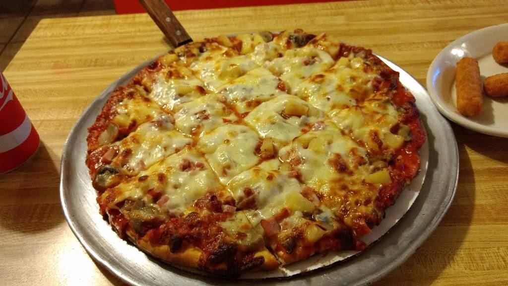 Giorginos Pizza | restaurant | 5723 W 63rd St, Chicago, IL 60638, USA | 7738383633 OR +1 773-838-3633