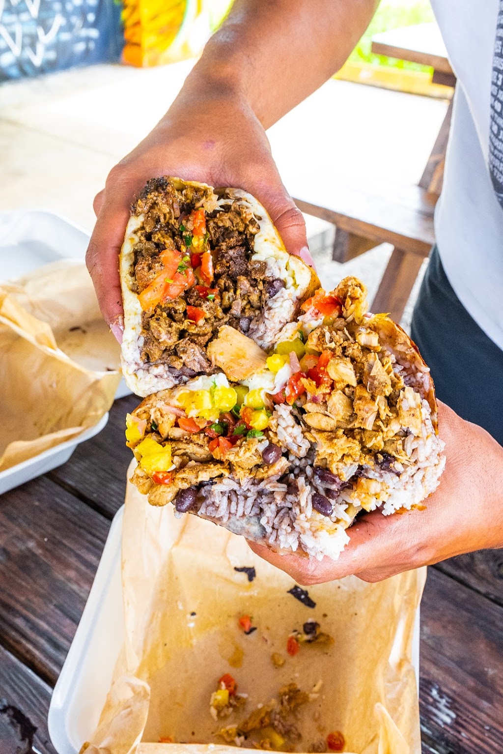 Tiagos Tacos | restaurant | 10786 Coral Way, Miami, FL 33165, USA | 7862121026 OR +1 786-212-1026