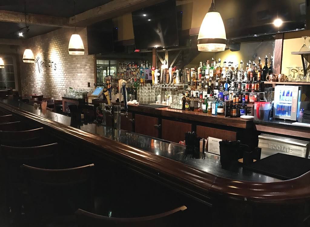 Timbers Of Ludington Open for Lunch | restaurant | 320 S James St, Ludington, MI 49431, USA | 2314259111 OR +1 231-425-9111