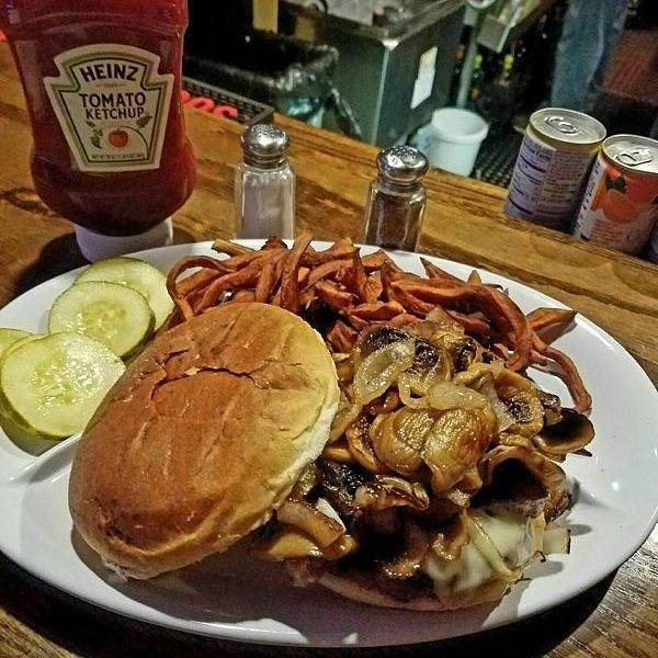 Peppermill South | restaurant | 31 Lake Rd, Congers, NY 10920, USA | 8452682047 OR +1 845-268-2047