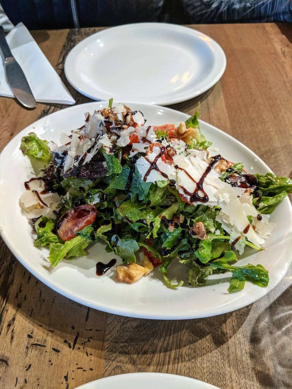 MidiCi the Neapolitan Pizza Company | restaurant | 100 City Centre Dr FM07, Mississauga, ON L5B 2C9, Canada | 8334643424 OR +1 833-464-3424