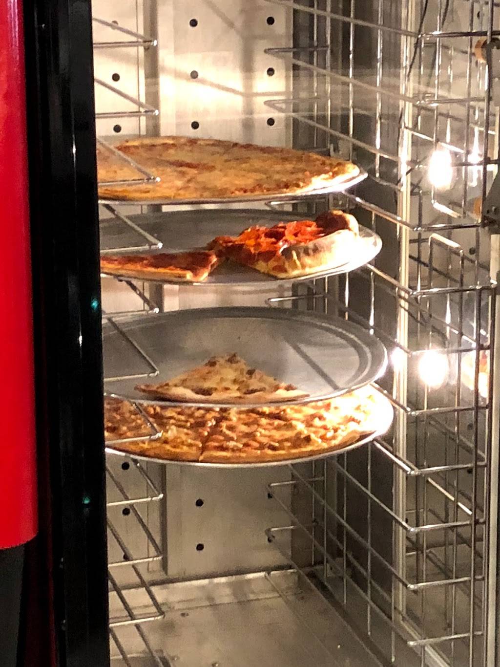 Marisas Pizza | restaurant | 4175 E Dundee Rd, Northbrook, IL 60062, USA | 8475643010 OR +1 847-564-3010