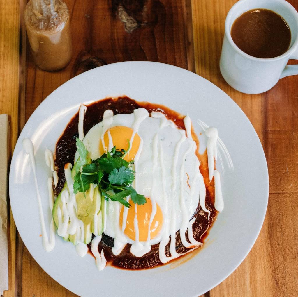 Estero Cafe | restaurant | 14450 CA-1, Valley Ford, CA 94972, USA | 7078763333 OR +1 707-876-3333