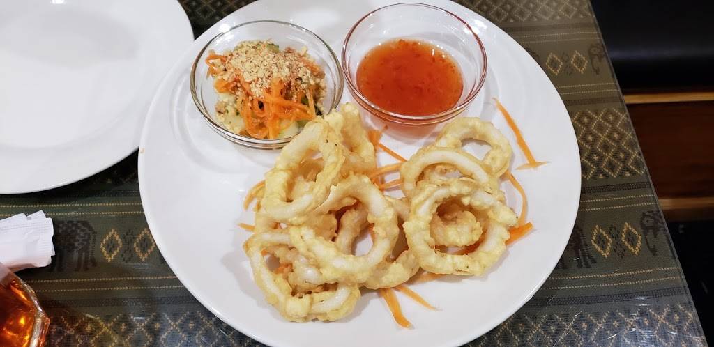 Sawaddee Ka Thai Cuisine & Pho | restaurant | 111 Canal St Suite 201, Pooler, GA 31322, USA | 9122397532 OR +1 912-239-7532