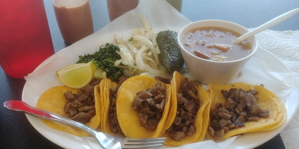 Chilito Lindo | restaurant | 5203 Eisenhauer Rd #122, San Antonio, TX 78218, USA | 2104657019 OR +1 210-465-7019