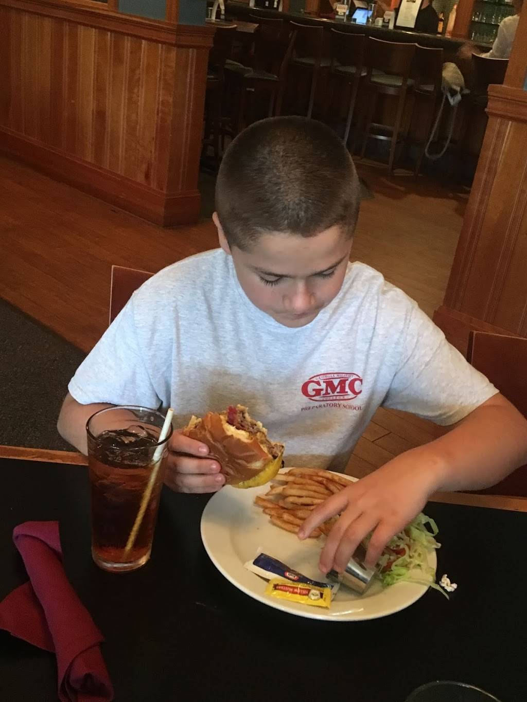 Fife & Drum Restaurant | restaurant | 1775 Legacy Way #235, Columbus, GA 31903, USA | 7066855801 OR +1 706-685-5801