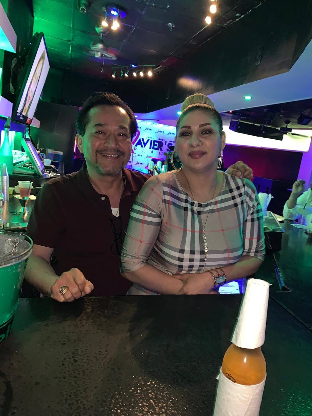 Xaviers Place | night club | 245 Lawrence St, Lawrence, MA 01841, USA | 9786893416 OR +1 978-689-3416