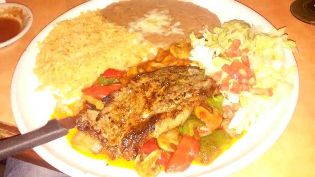 Ixtapa Mexican Grill & Cantina | restaurant | 349 Main St, Woburn, MA 01801, USA | 7817591250 OR +1 781-759-1250