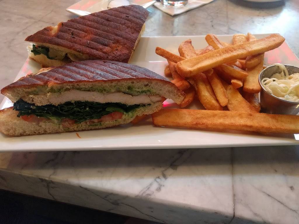 Amore Pizzeria & Italian Kitchen | restaurant | 1 Kent Pl, Armonk, NY 10504, USA | 9142733535 OR +1 914-273-3535