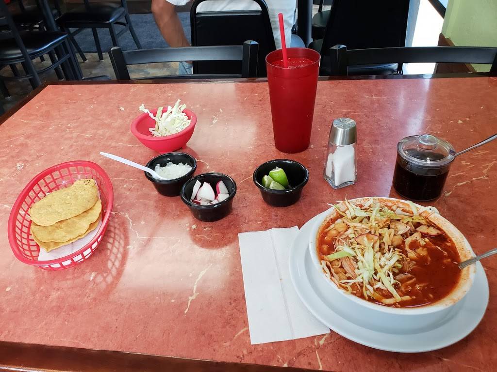 Pozoleria Dona Elena | restaurant | 1120 N Santa Fe Ave, Vista, CA 92083, USA | 7602709412 OR +1 760-270-9412