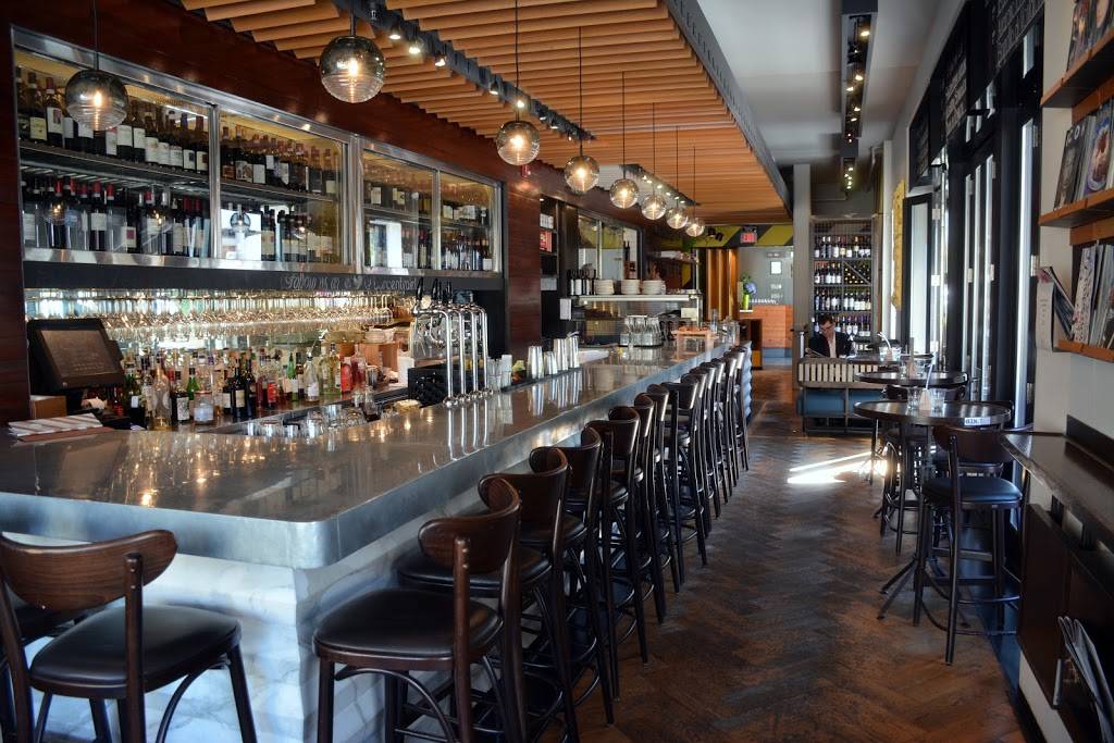Bar Centrale | restaurant | 1095 Yonge St, Toronto, ON M4W 2L7, Canada | 4169661372 OR +1 416-966-1372