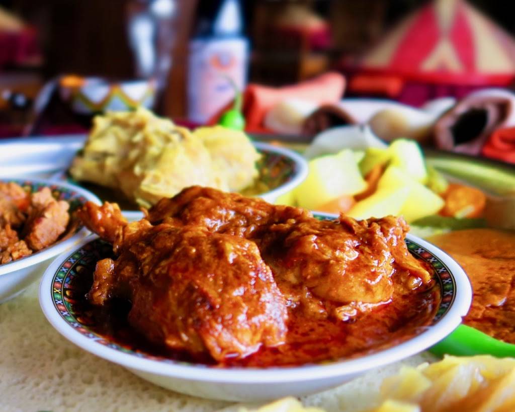 Blue Nile | restaurant | 545 W Nine Mile Rd, Ferndale, MI 48220, USA | 2485476699 OR +1 248-547-6699