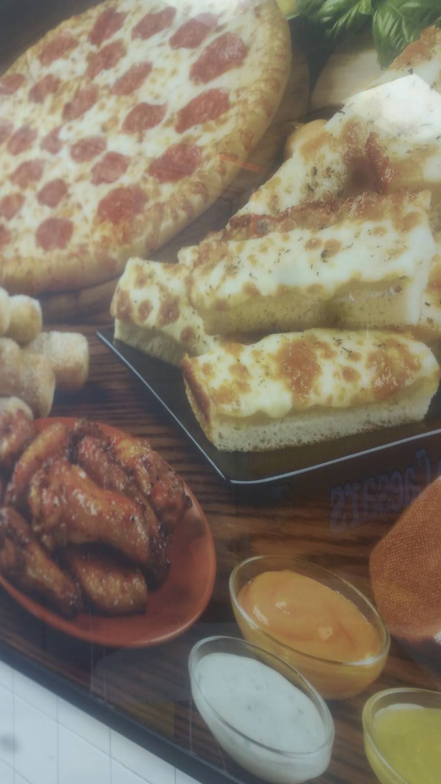 Little Caesars Pizza | meal takeaway | 5207 Walnut St, Philadelphia, PA 19139, USA | 2159214307 OR +1 215-921-4307