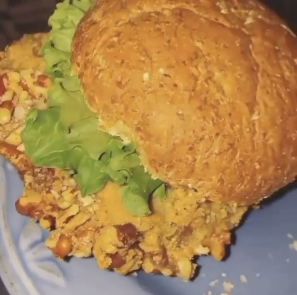 HomeGrownFoods | restaurant | 4603 N Sherman Blvd, Milwaukee, WI 53209, USA | 2254329397 OR +1 225-432-9397