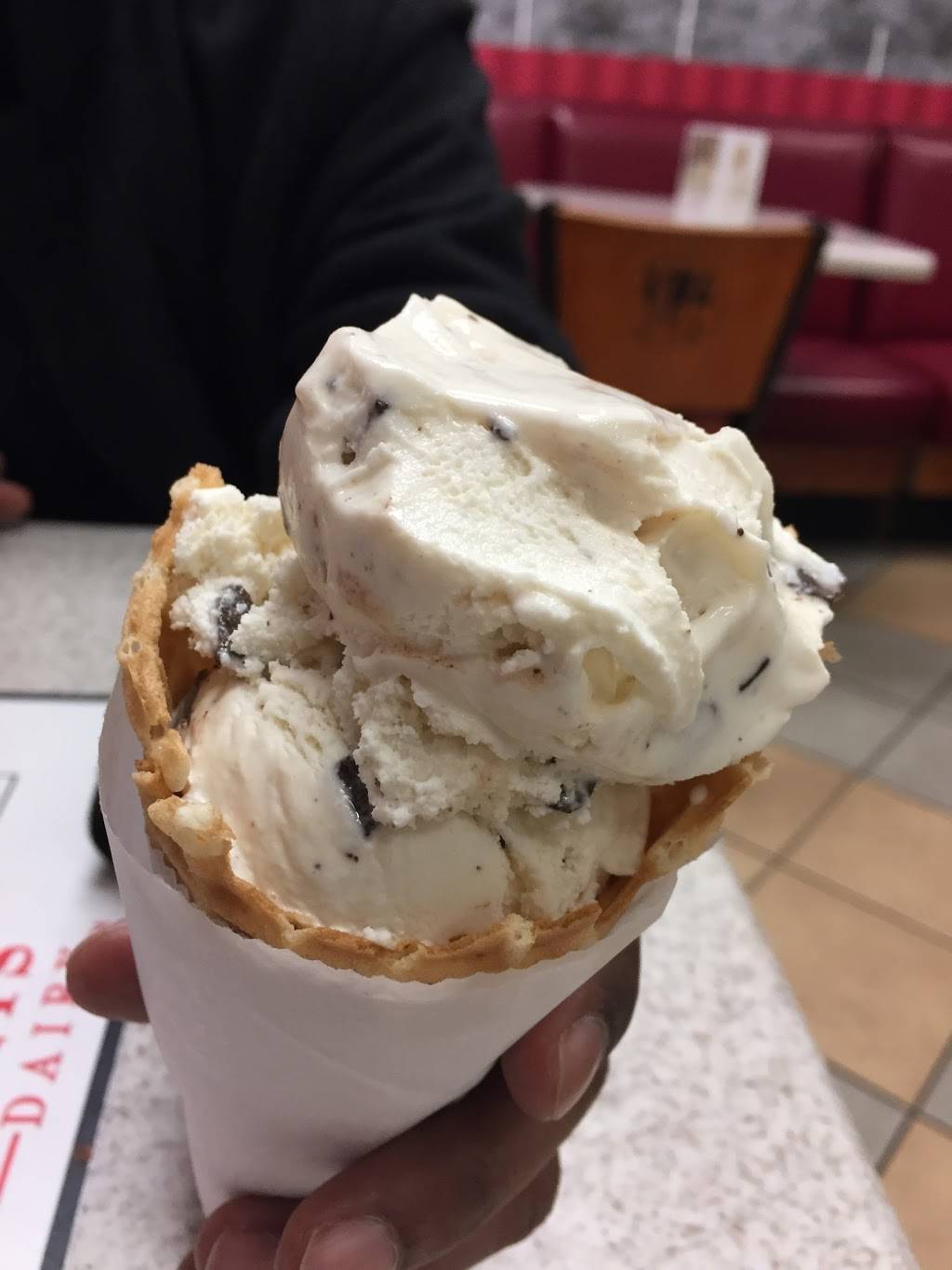 Oberweis Ice Cream and Dairy Store | restaurant | 760 N, IL-59 Suite 120, Naperville, IL 60563, USA | 6309042600 OR +1 630-904-2600
