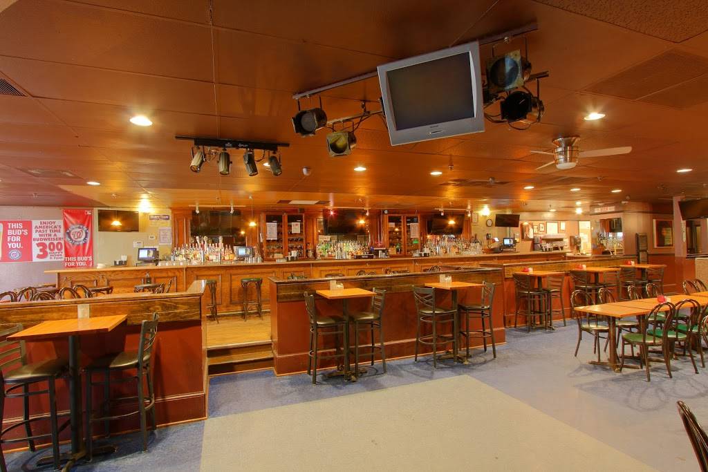 Rock It Grill | restaurant | 1319 King St, Alexandria, VA 22314, USA | 7037392274 OR +1 703-739-2274