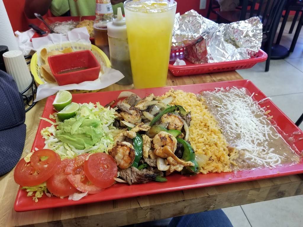 Tacos Al Carbon | restaurant | 5380 10th Ave N, Greenacres, FL 33463, USA | 5619646040 OR +1 561-964-6040