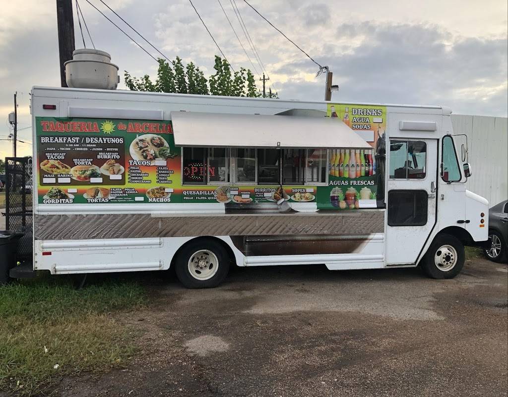 Taqueria Sol de Arcelia | restaurant | 2141 Little York Rd, Houston, TX 77093, USA | 8325263899 OR +1 832-526-3899