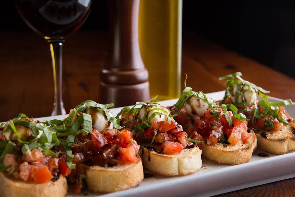 Biaggis Ristorante Italiano | restaurant | 1501 N Veterans Pkwy, Bloomington, IL 61704, USA | 3096618322 OR +1 309-661-8322