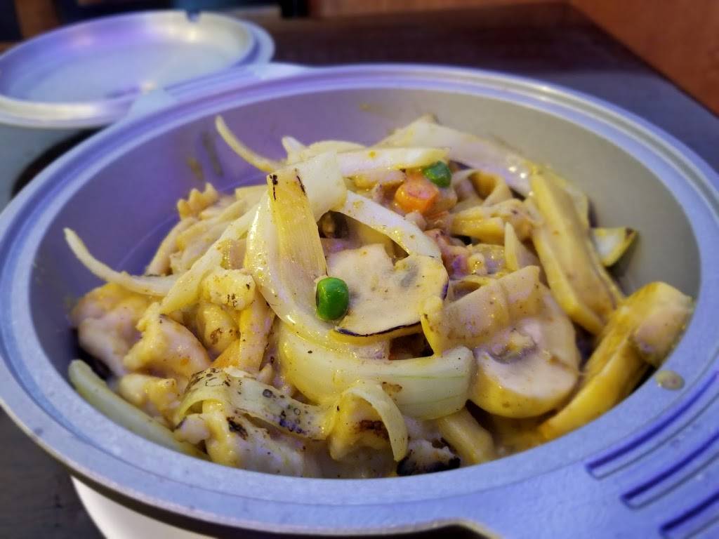 Hoa Son Chinese & Vietnamese Food | restaurant | 1199 E Austin St, Giddings, TX 78942, USA | 9792120343 OR +1 979-212-0343