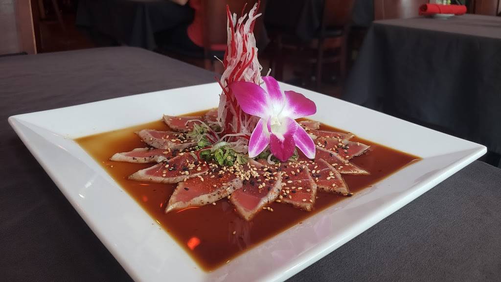 Sushi Bang Bang | restaurant | 1050 Gateway Blvd #103, Boynton Beach, FL 33426, USA | 5612923705 OR +1 561-292-3705