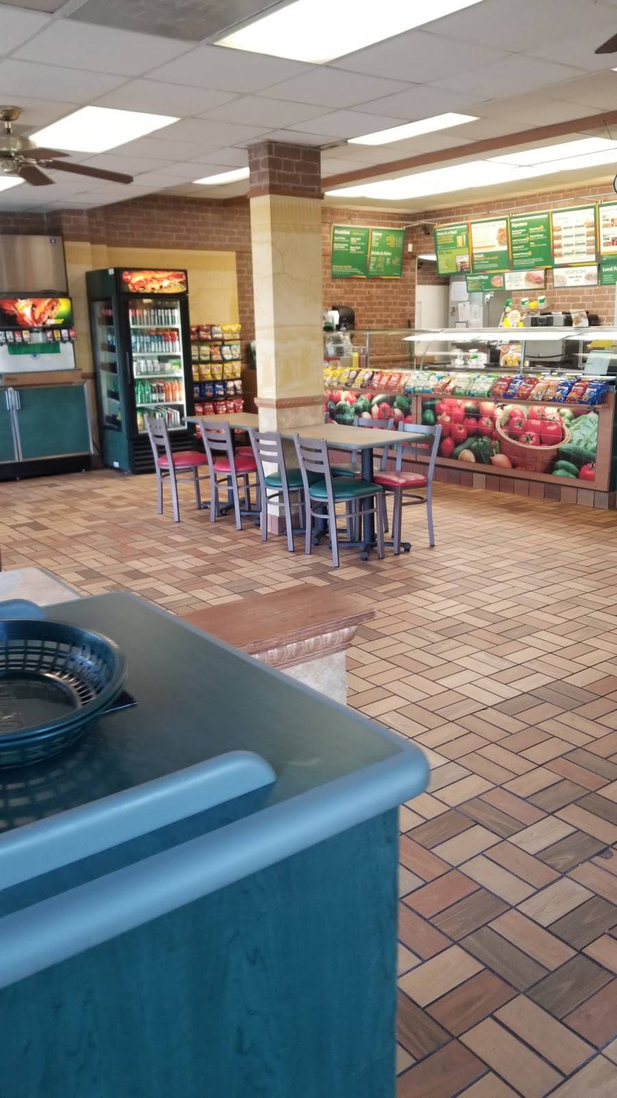 Subway | restaurant | 5605 S Telegraph Rd, Dearborn Heights, MI 48125, USA | 3132951401 OR +1 313-295-1401