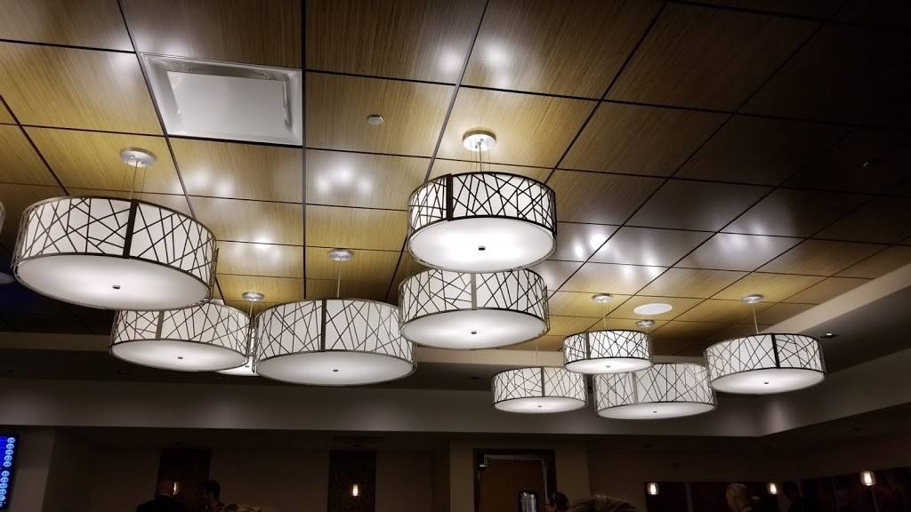 Smoke ‘N Fire | restaurant | 11177 E Michigan Ave, Battle Creek, MI 49014, USA | 8773528777 OR +1 877-352-8777