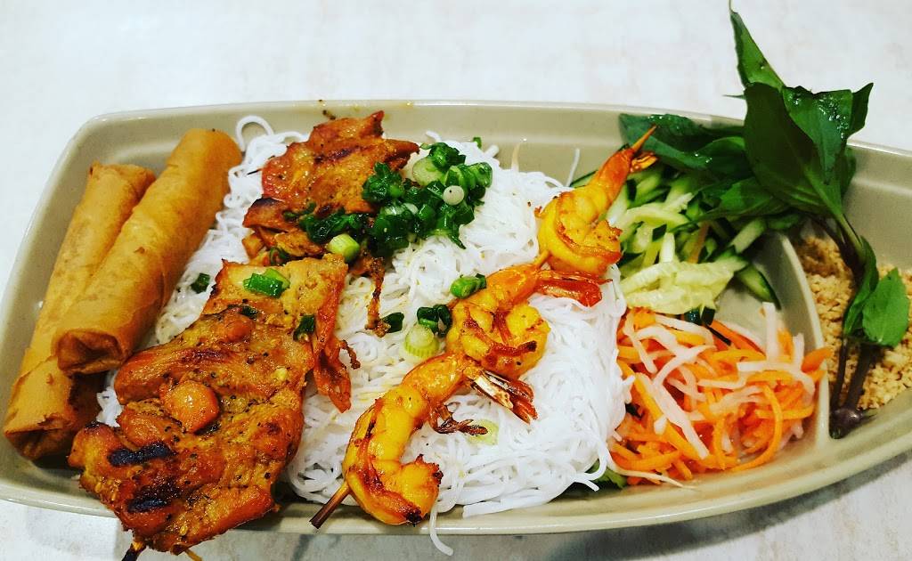 Pho Vina | restaurant | 5773 E La Palma Ave, Anaheim, CA 92807, USA | 7147773785 OR +1 714-777-3785