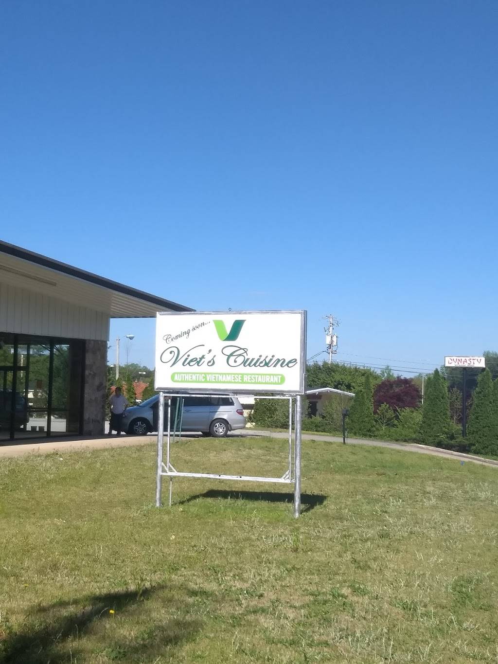 Viets Cuisine Newnan | restaurant | 30 Bullsboro Dr, Newnan, GA 30263, USA | 6788573425 OR +1 678-857-3425