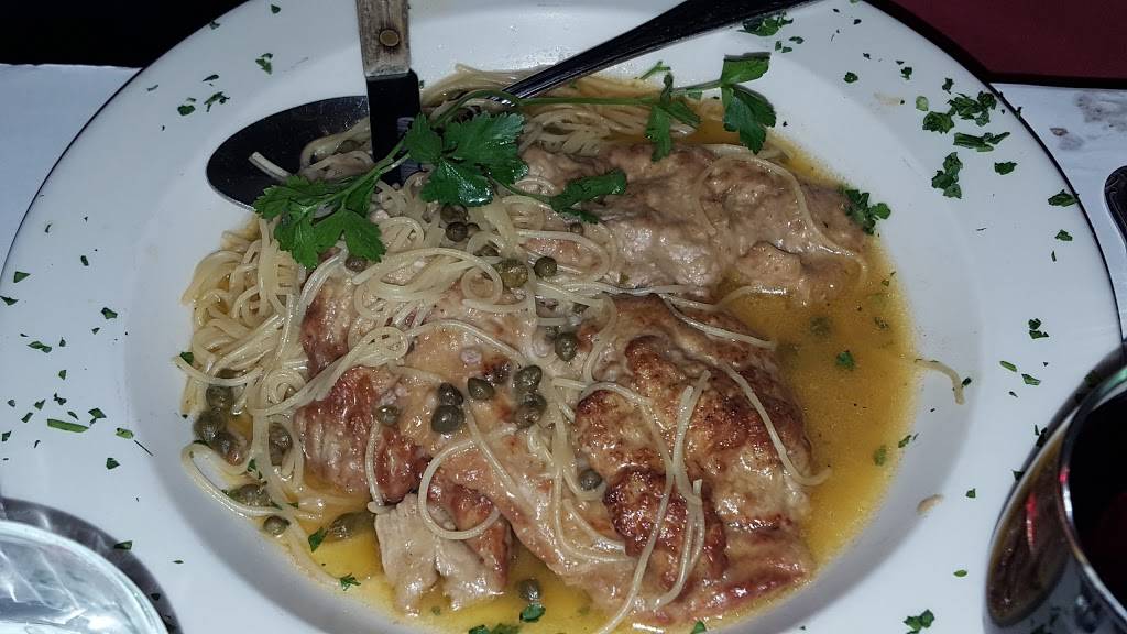 Roccos Little Italy | restaurant | 7907 W 159th St, Tinley Park, IL 60477, USA | 7084448259 OR +1 708-444-8259