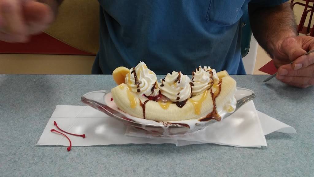 Brushy Mountain Smokehouse and Creamery | restaurant | 201 Wilkesboro Ave, North Wilkesboro, NC 28659, USA | 3366679464 OR +1 336-667-9464