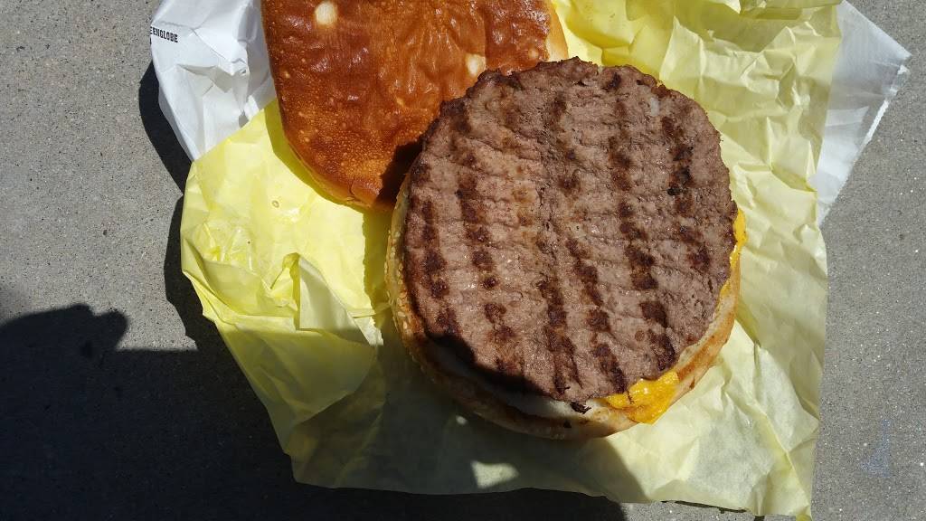 P & G Super Burger | restaurant | 15038 Ramona Blvd, Baldwin Park, CA 91706, USA | 6263384348 OR +1 626-338-4348